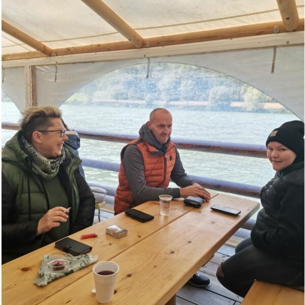 Auf dem Floß11